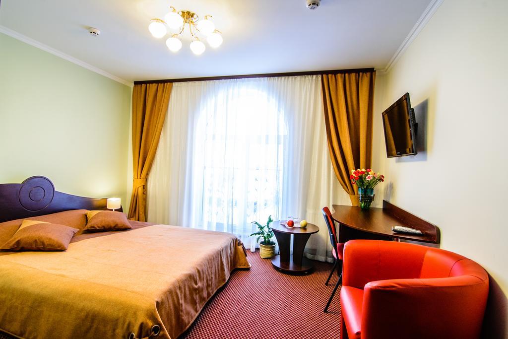 Terminal-A Hotel Rjaszne-Ruszke Szoba fotó